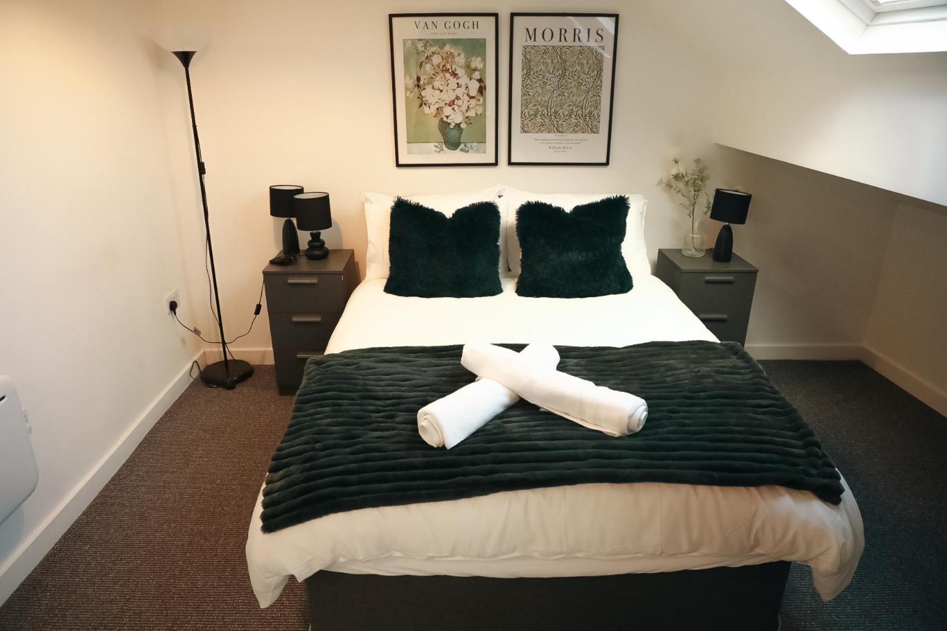 1 Bedroom Apartment Bradford City Centre Foster Square Экстерьер фото